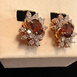 Vintage Gold Tone Red Garnet CZ Halo Cluster Clip On Earrings